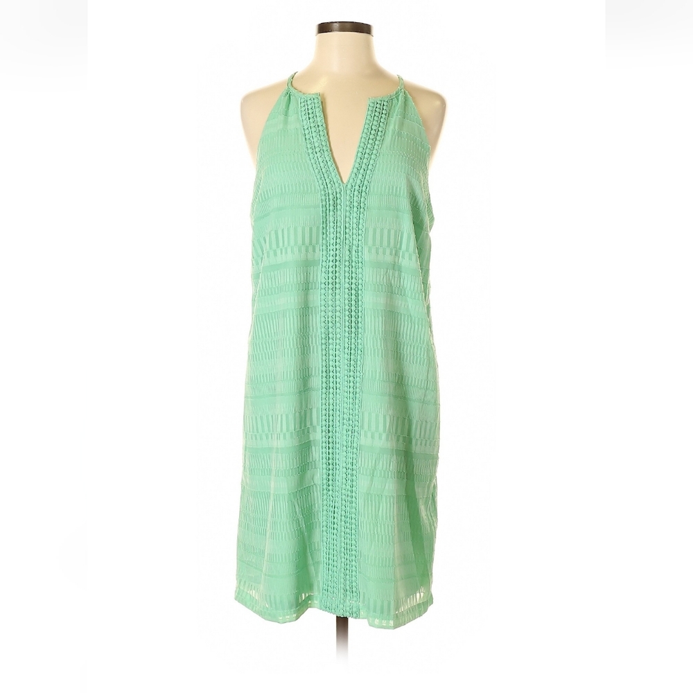 New York & Co size medium sleeveless split halter shift dress in green.